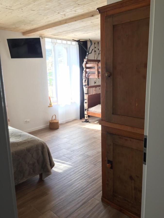 라쇼드퐁 La Ferme Des Aretes B&B 외부 사진