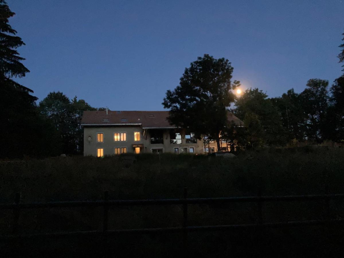 라쇼드퐁 La Ferme Des Aretes B&B 외부 사진