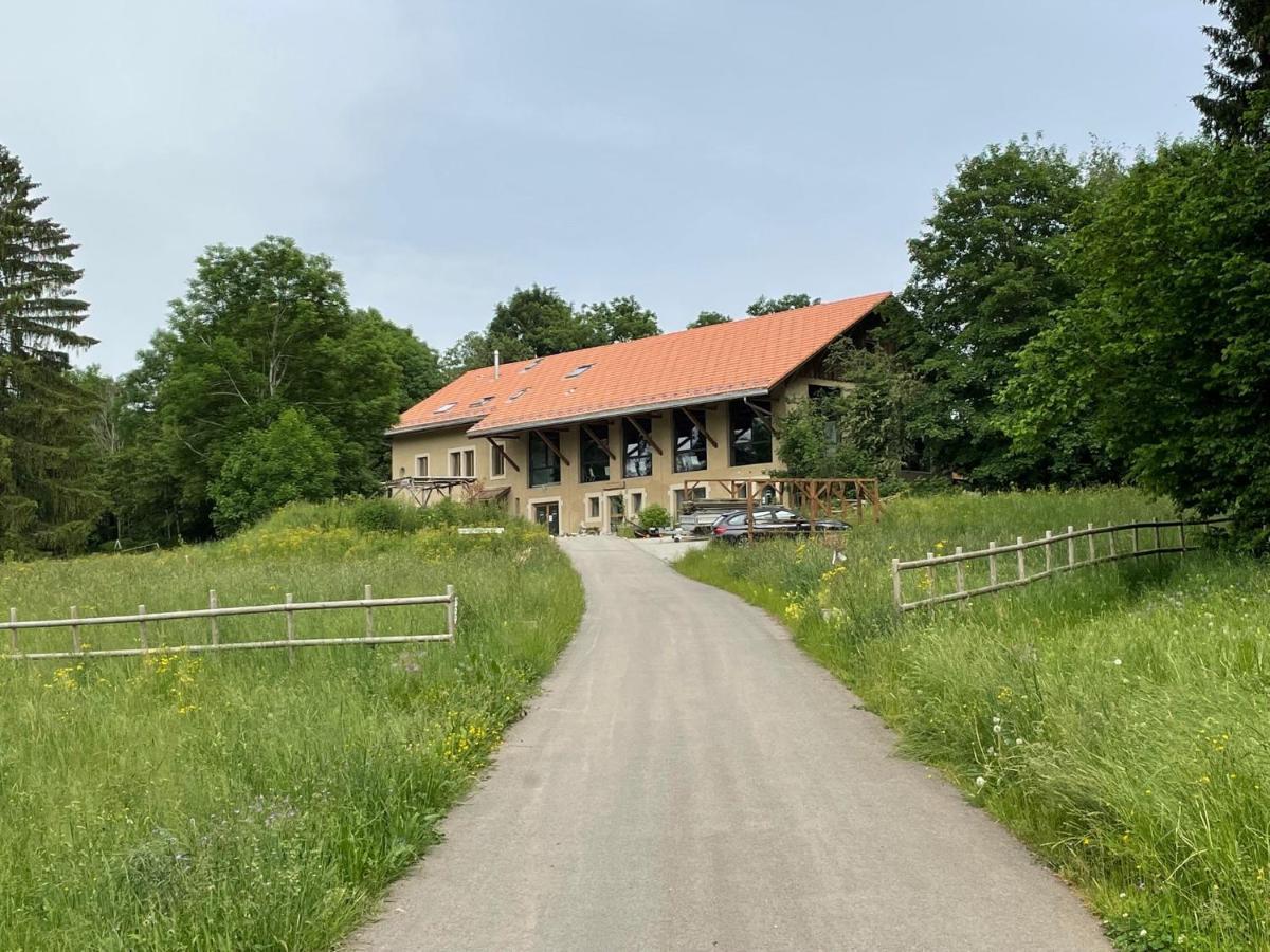 라쇼드퐁 La Ferme Des Aretes B&B 외부 사진