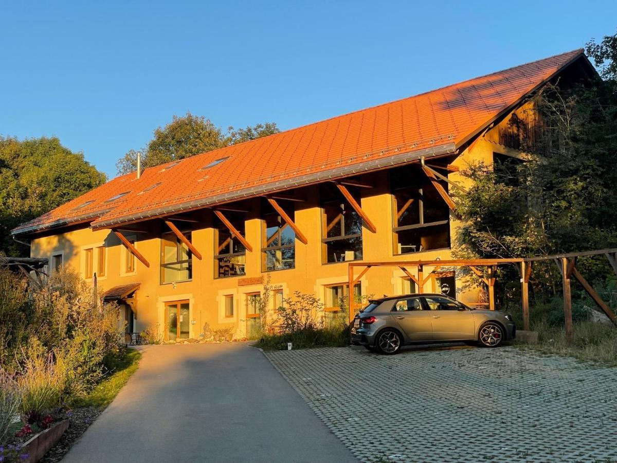 라쇼드퐁 La Ferme Des Aretes B&B 외부 사진
