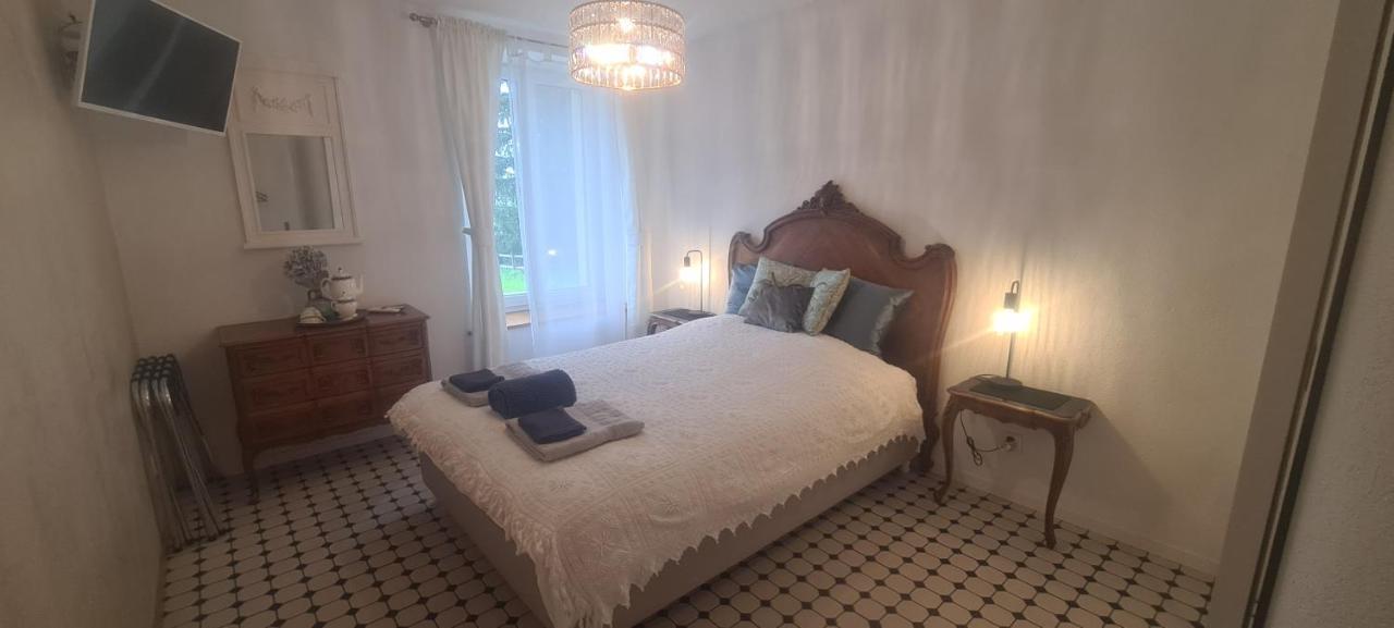 라쇼드퐁 La Ferme Des Aretes B&B 외부 사진